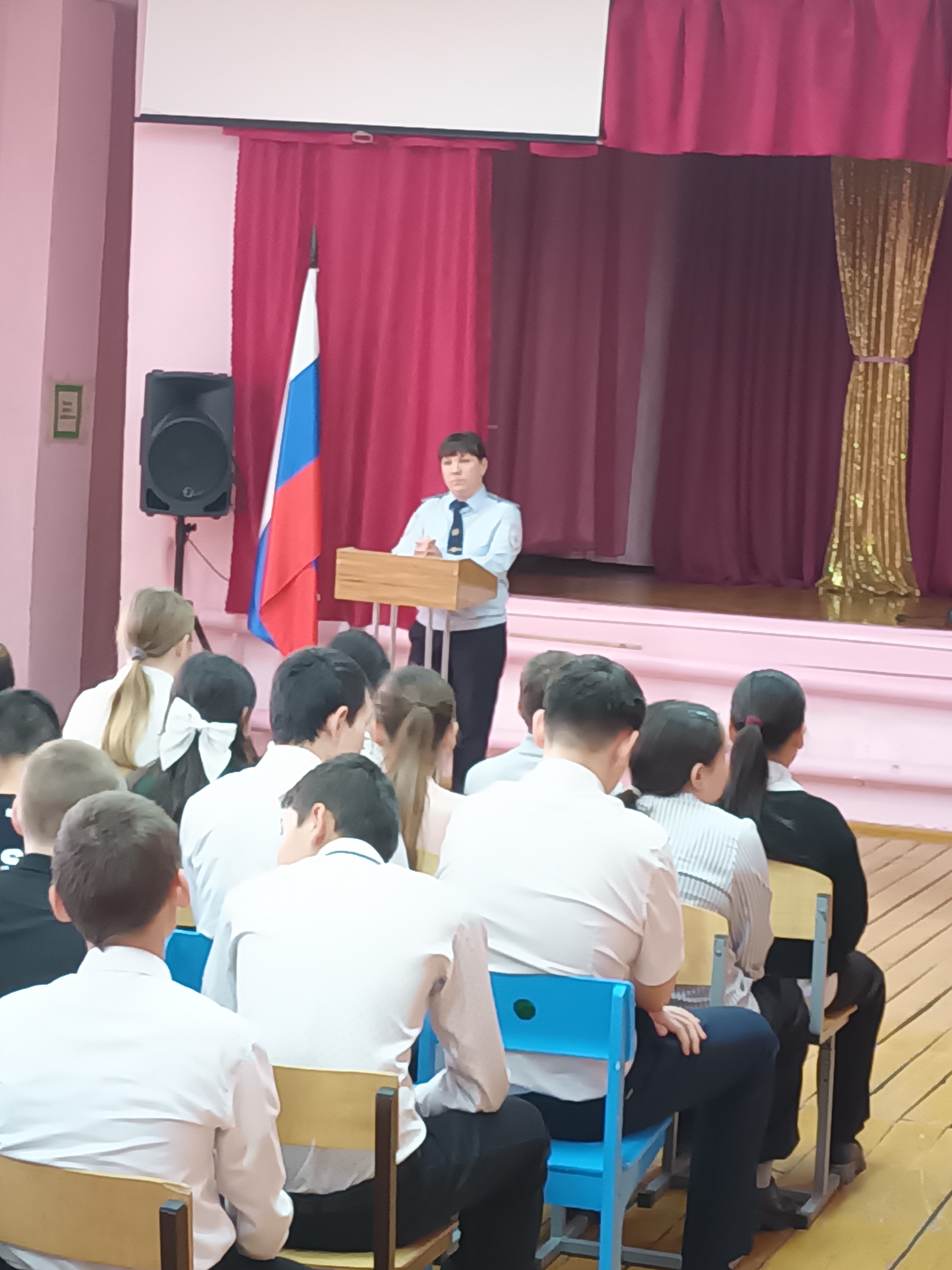 Скутер, мопед, мотоцикл, велосипед-как источник повышенной опасности на дороге!